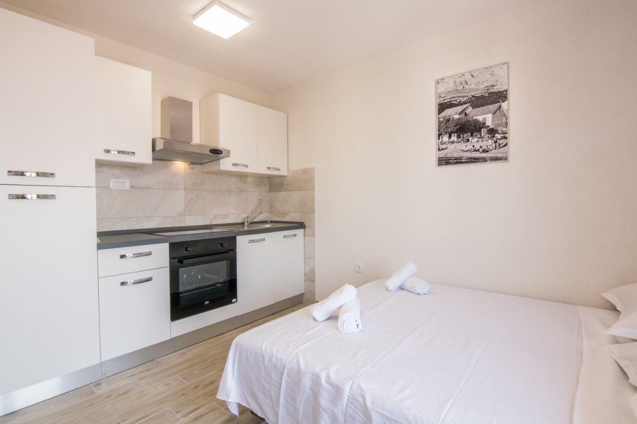 Apartments Family Roso Promajna Εξωτερικό φωτογραφία