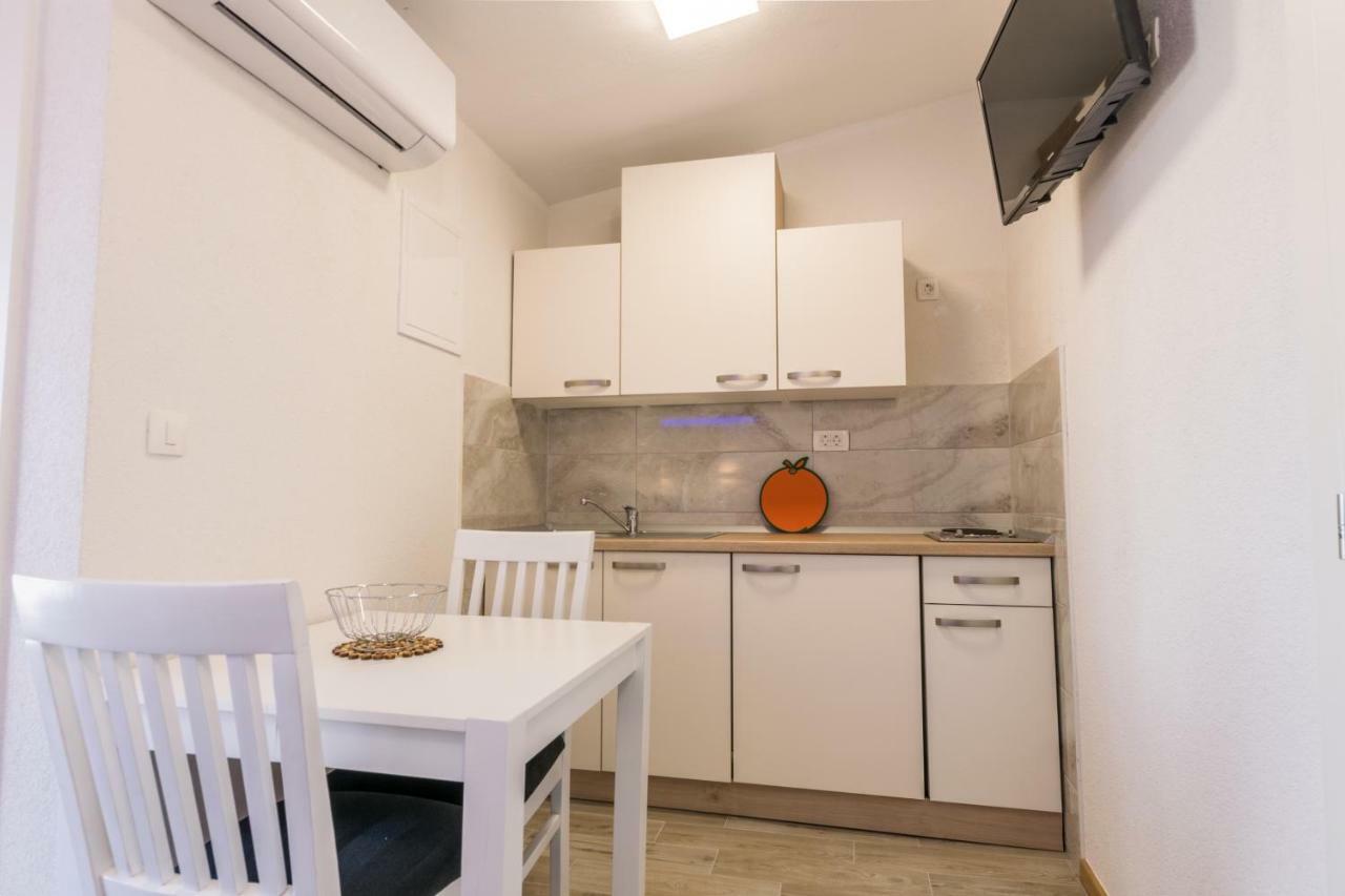 Apartments Family Roso Promajna Εξωτερικό φωτογραφία